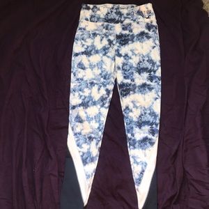 Tie dye Hollister leggings.